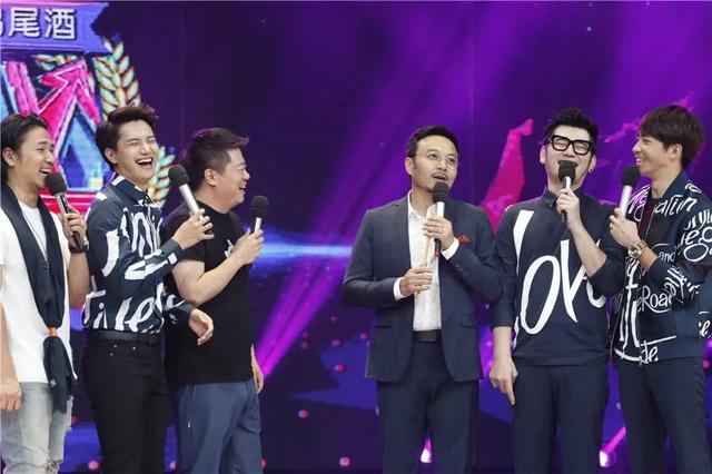 失去特色的《天天向上》向“快本”靠拢，可惜东施效颦丢掉了体面