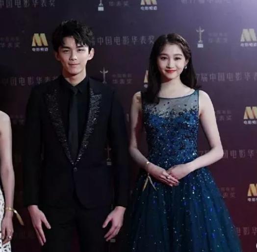 张雪迎和刘昊然晒中戏毕业证，北影学霸关晓彤