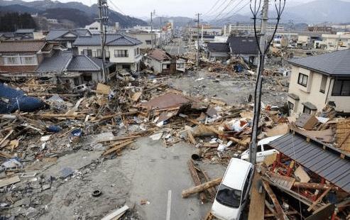 又一灾难即将降临日本？驻日美军连夜撤离，当地民众：死神来了