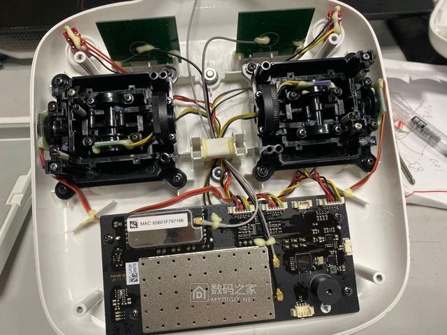 大疆精灵3SE无人机拆解，WIFI图传最高升限4km，内