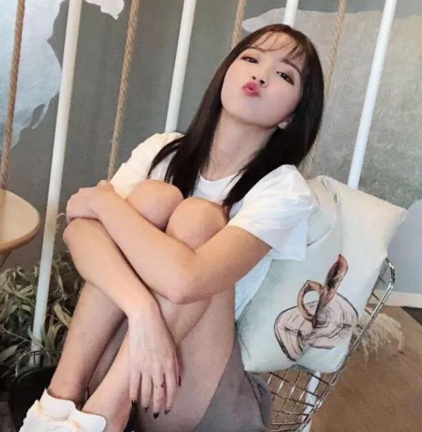 曾经红极一时的“抖音一姐”现状曝光，衣着寒