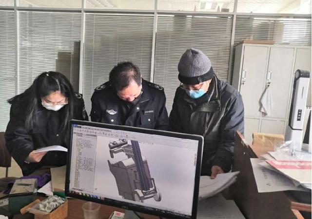 济南新材料产业园区网格员打好疫情防控和环境保护“攻坚战”