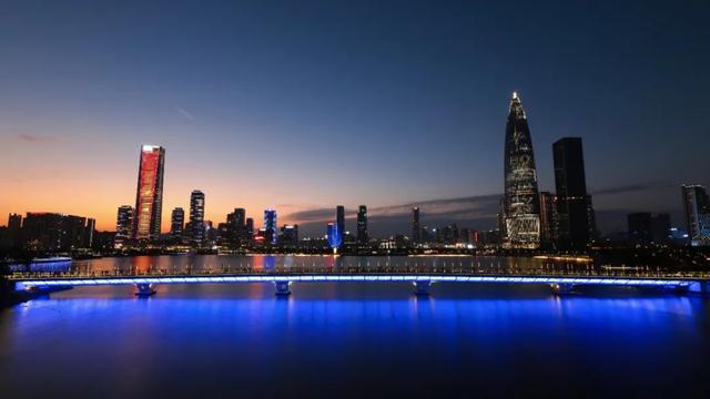 这个夏天值得去的滨海小城，海景秒杀海南厦门