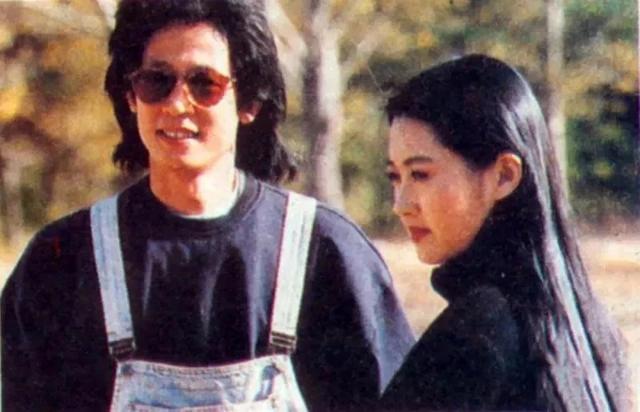 51岁的许晴：情史如此丰富，为何至今仍单身？网友表示：不敢娶