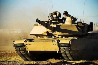 M1坦克的进化版本——美国M1A2主战坦克