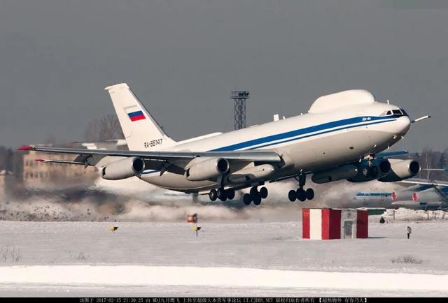 伊尔86\u002F96：优美的俄式大茄子