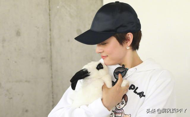 孙俪留长发，打破以往短发标签，儿子的一句话暴露真实原因