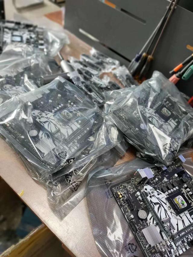网台电脑配置来了，我们不用出门就可享受网吧