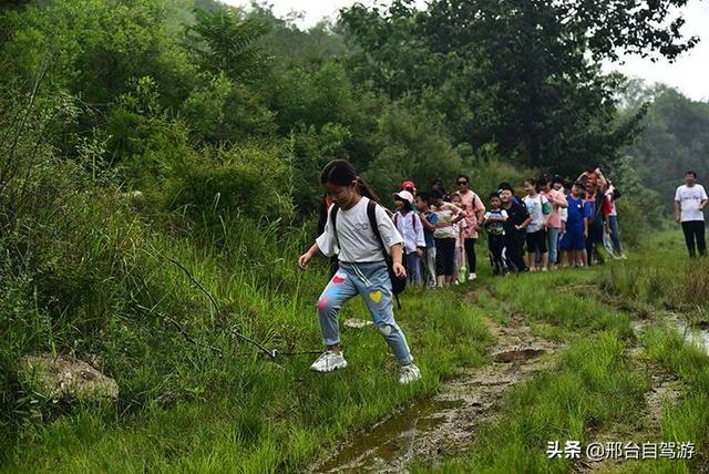 跋山涉水！邢台车网小会员挑战山野徒步……