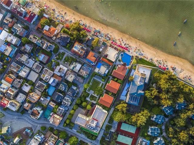 人均500元！这座有海有羊有草原的小城，随手一拍尽显异国风情