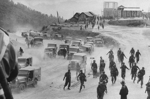 印度海军早已布局波斯湾，威胁石油安全，这四