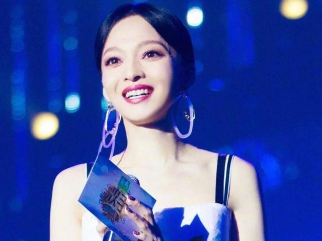 被公司勒索、亲妈压榨、好友欺骗，现实版樊胜