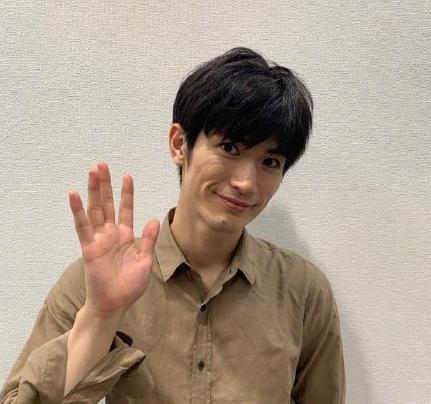 日本90后男星三浦春马疑似在家上吊自杀，网友纷纷表示难以置信