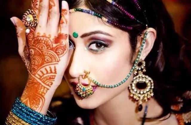 印度疫情难以控制，莫迪梦想发“病毒财”，要“烧掉”20万亿卢比