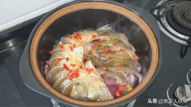 爱吃鱼肉收好喽，这一个做法一吃就爱上，香味四溢做法简单，好吃