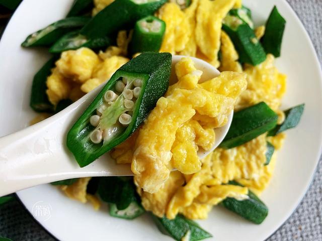 三伏天，它和鸡蛋天生一对，简单一炒清新好吃，给肉都不换