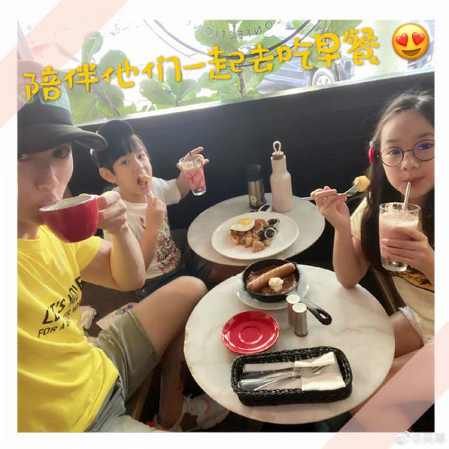 吴尊晒带娃日志，Max变勇敢男子汉，Neinei可爱表情抢镜