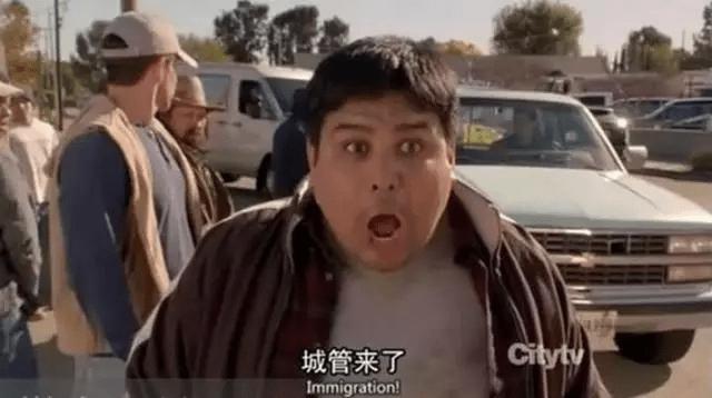 ��Ļ���ѳ����̵����Ӱ�Ӿ��е�������Ļ����