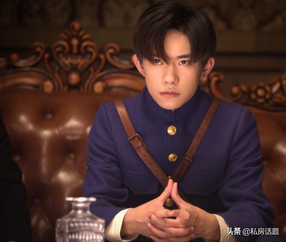 易烊千玺，一个被娱乐圈宠爱的人，你喜欢吗？