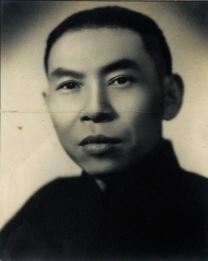 杜月笙被称为上海杜月笙被称为上海闻人，他非