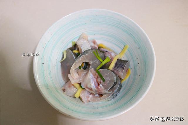 我女儿最爱吃这鱼，肉多刺少味道鲜，蒸一蒸，原汁原味营养好​