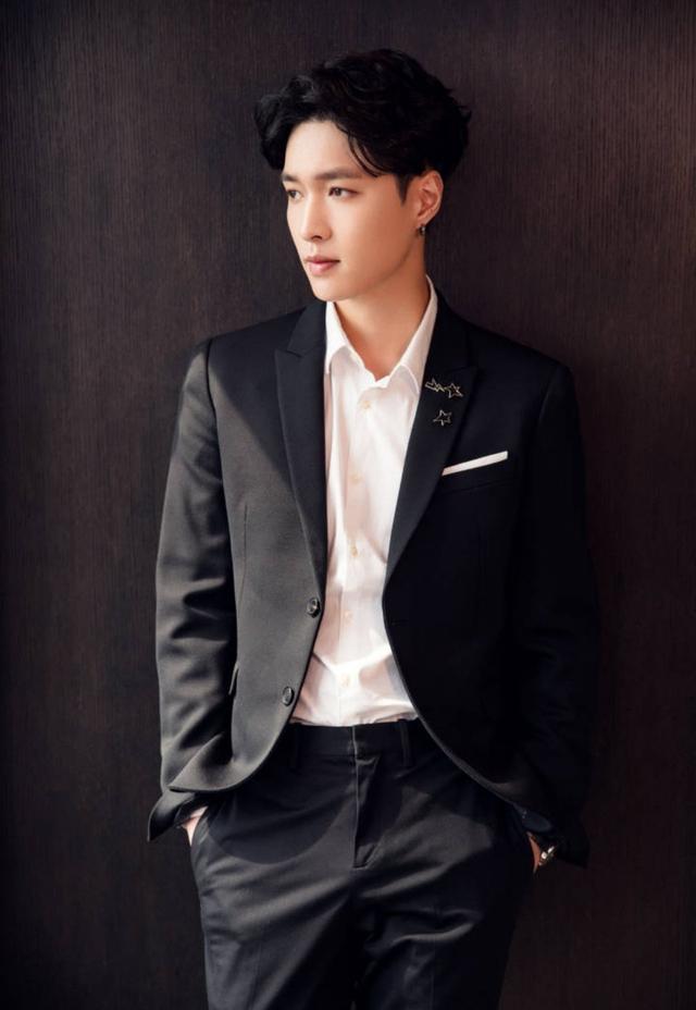 以张艺兴为灵感的小说将拍成电影