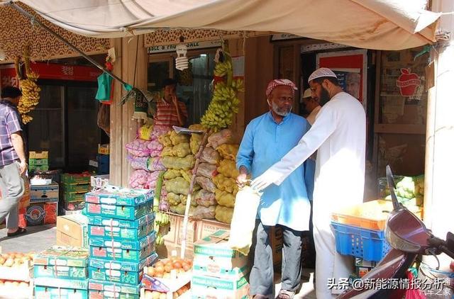 阿曼日记1:中国人买三手日产达特桑280Z