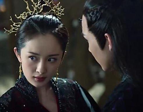 明明演得一般，却被粉丝吹成演技炸裂，网友：