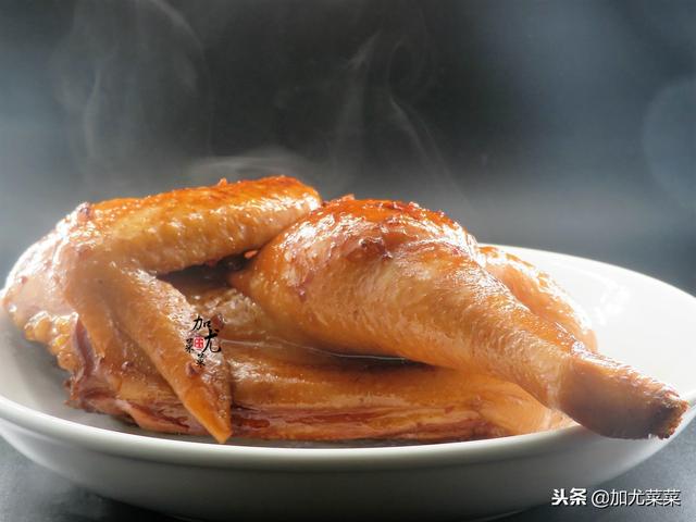 广东媳妇教你酱油鸡正宗做法，半碗酱油搞定，皮香肉滑，简单易学