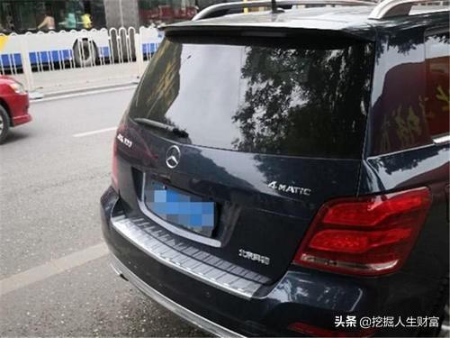 看到车内后，网友：这才是真“土豪”