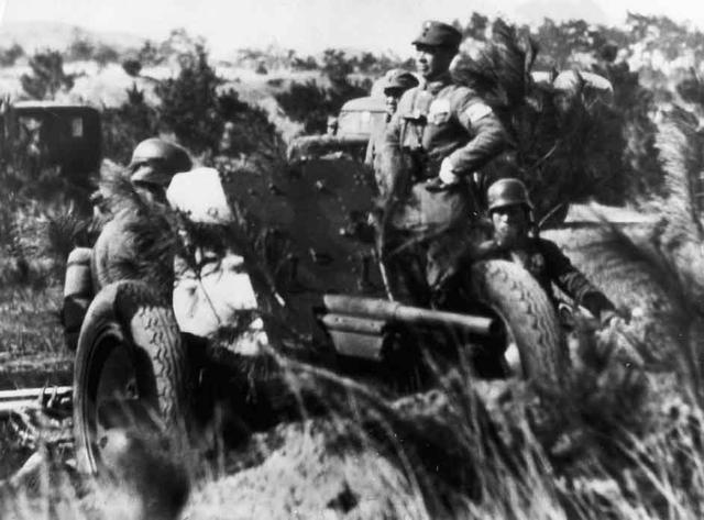 相持中的苦战（少见的抗战图集）