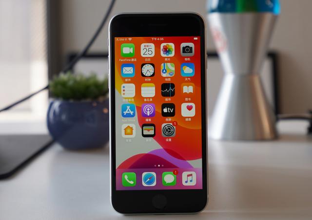 iPhone XR又火了，热度媲美iPhone SE，苹果这次良心了