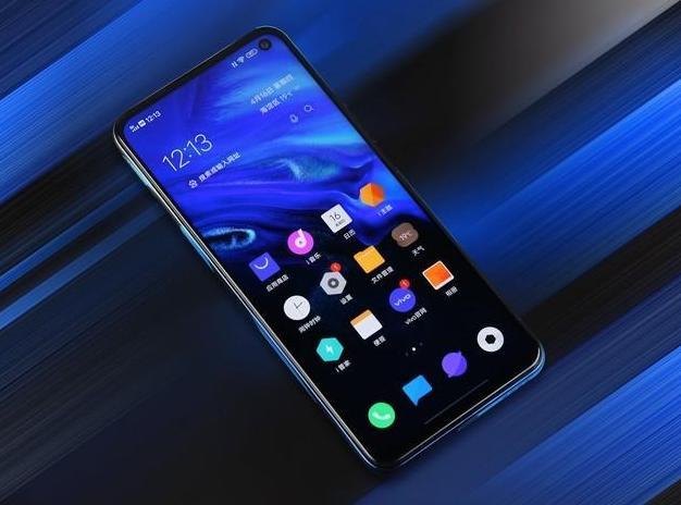 价格相差100元的iQOO3和iQOO NEO3全面评测，哪款更值