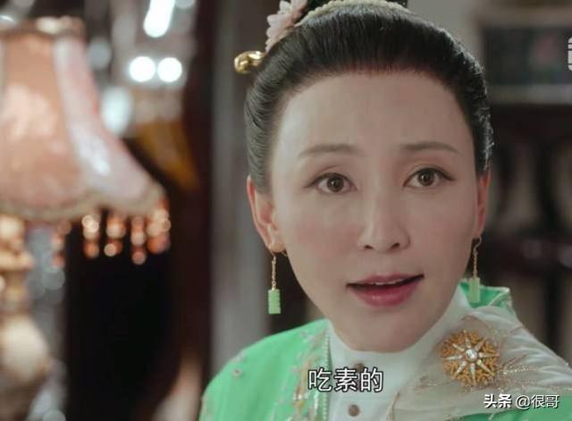 小娘惹中演員的青澀照，認出了岳麗娜，認出了向云，但沒認出涂凌