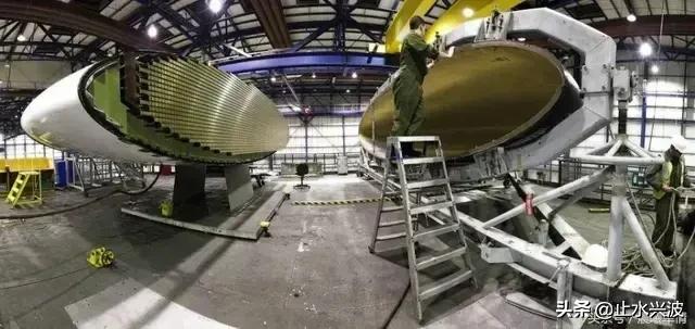 A100预警机：采用双波段雷达，具备反隐身能力，新平台性能先进！