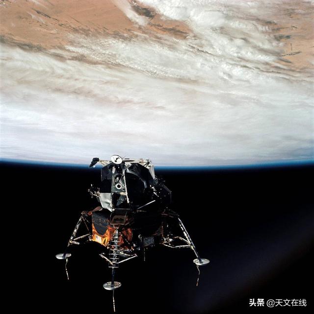 重返月球，還有多遠(yuǎn)？NASA正在重新設(shè)計(jì)登月宇航服