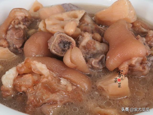 花生和猪蹄是天生一对，坚持每周吃2次，皱纹跟着色斑减少了