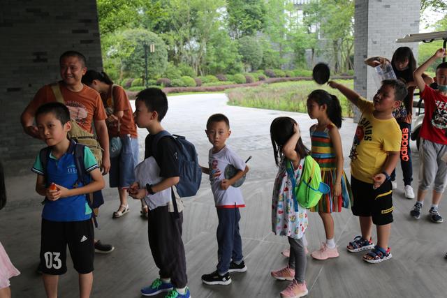 青城山尊酒店夏令营，访绿野仙踪寻美好童年