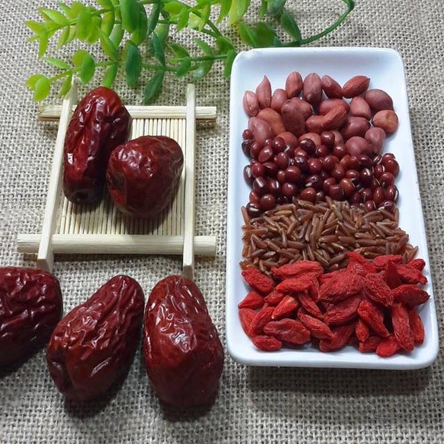 被称为“女人补血粥”夏天多喝这个粥，生津养人，女人不要错过