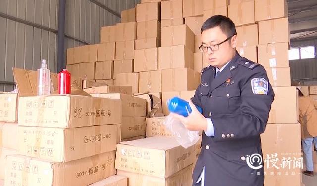 重庆警方去年破获经济犯罪案件1394起，挽回经济损失8.1亿元