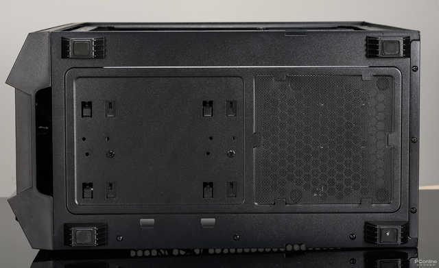 半侧透又贵又丑？200块的全景侧透机箱了解一下