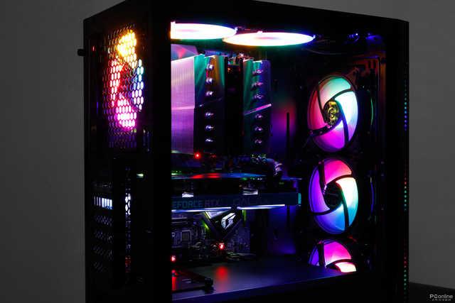 半侧透又贵又丑？200块的全景侧透机箱了解一下