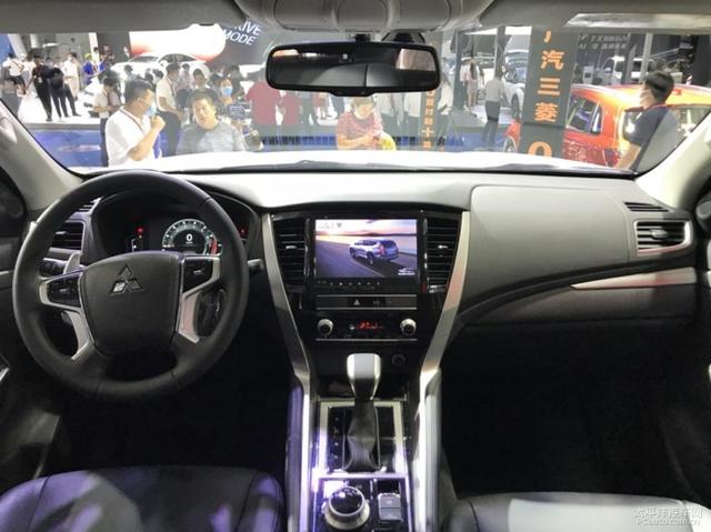 新款三菱帕杰罗·劲畅上市 售28.98-30.98万元