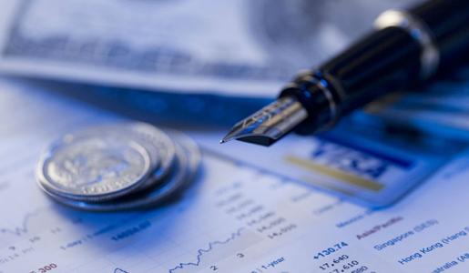 主力洗盘拉升前的最后一个信号：堆量挖坑，一