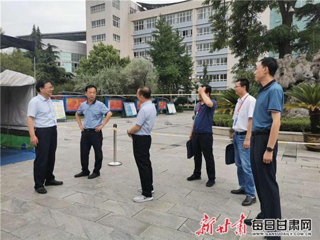 秦州区开展应急演练 确保防疫高考两不误
