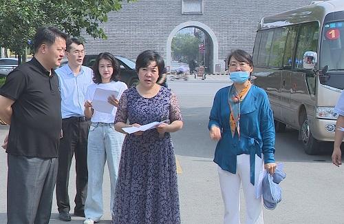 潍坊青州市委常委、统战部部长魏林卿到包靠网格调度文明城市创建工作