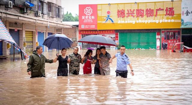 重庆|渝中警讯丨闻“汛”而动 重庆警方开启“抗洪”模式