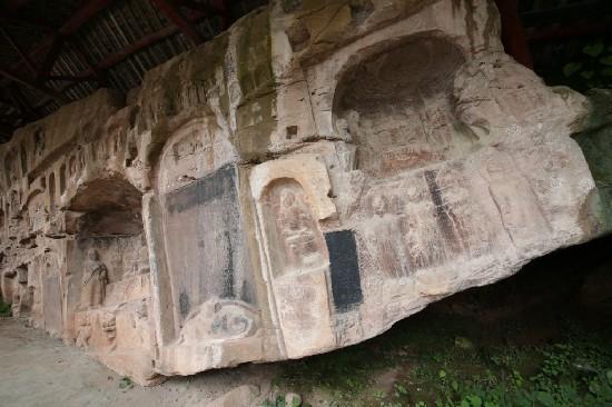 ǧ��ʯ�̴����ʯ�̹屦�������ͱ���һ·����