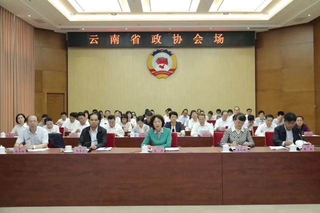 名医消逝、名方流失、名药缺失，民族民间中医药“囧境”咋破？