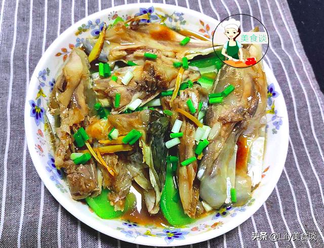 热天要多吃蒸菜，这菜蒸一蒸，8分钟上桌，又鲜又营养，家人爱吃